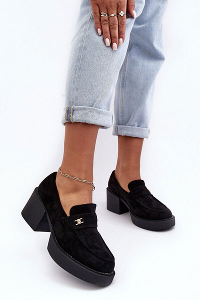 Heeled low shoes model 186224 Step in style